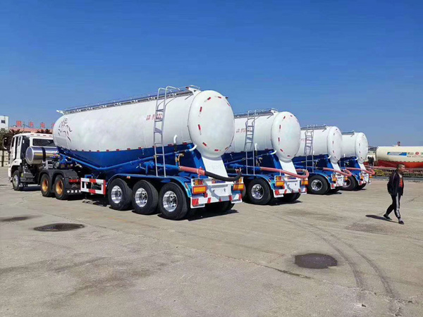 粉粒物料運輸半掛車廠家